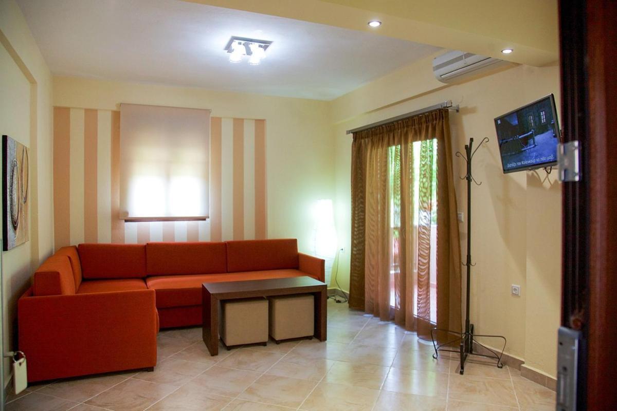 Stamos Apartments And Studios Vourvourou Room photo